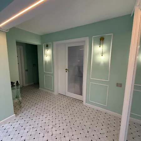 Beau Rivage Center - Luxury * كرايوفا